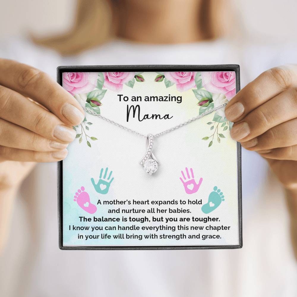 To An Amazing Mana - A Mother's Heart Expands To Hold And Nurture - Alluring Necklace